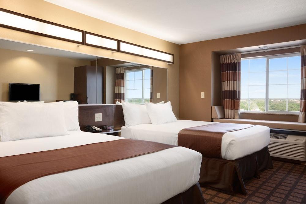 Quality Inn & Suites Kenedy - Karnes City Ngoại thất bức ảnh