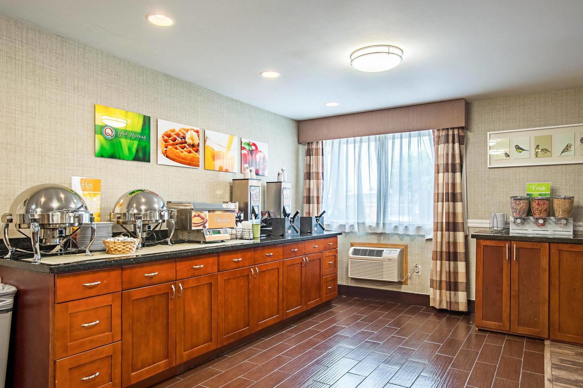 Quality Inn & Suites Kenedy - Karnes City Ngoại thất bức ảnh